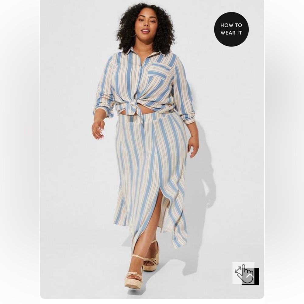 Skirt and shirt set in striped rayon